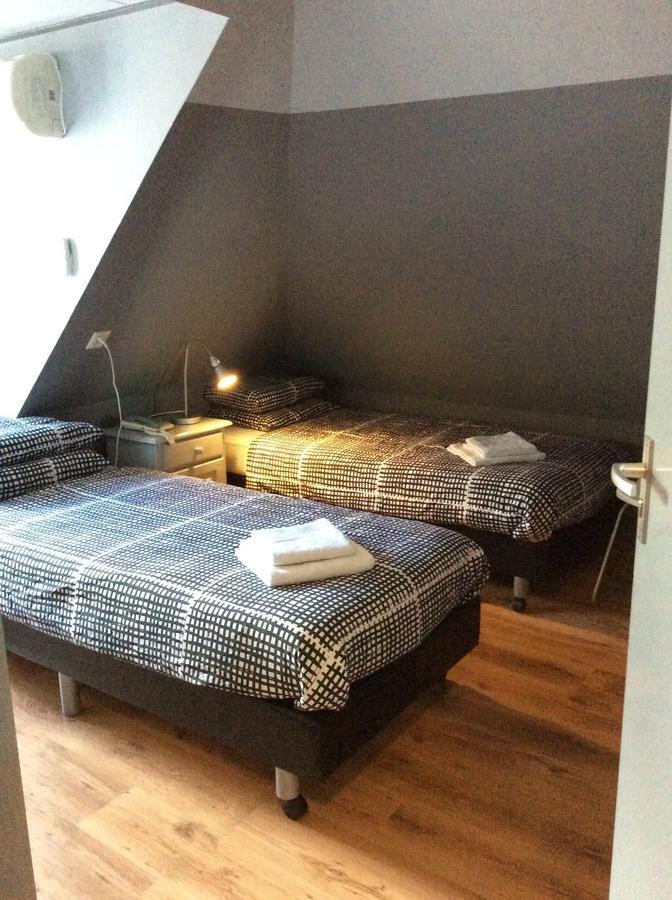 Hotel Den Berg Geertruidenberg Esterno foto